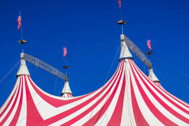 istock Red & White Circus Tent Top 998650172