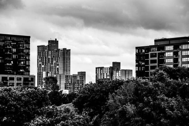 istock Apartment buildings - Minneapolis, Minnesota 998663078
