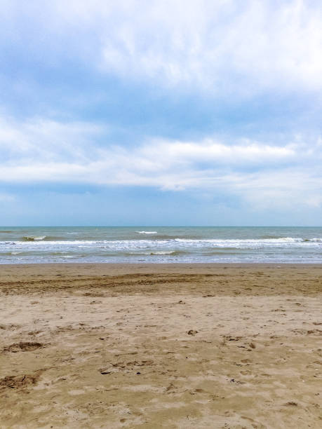 istock Sky, sea and sand, Italy, Riccione 998663196