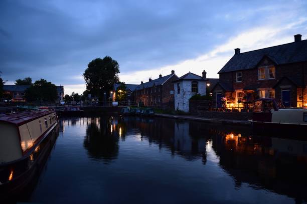 istock Monmouthshire and Brecon Canal 998671916