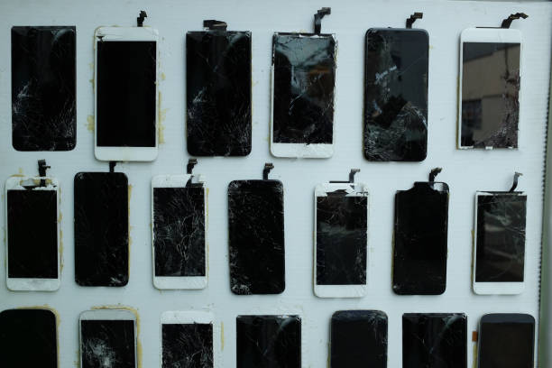 istock Old mobile phones recycling 998741242