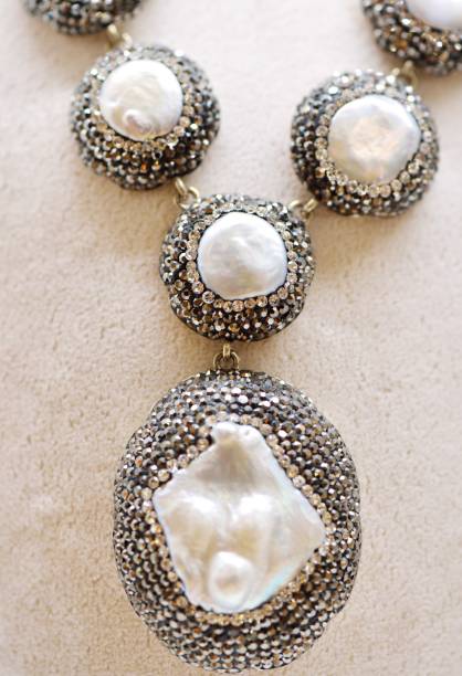 istock Beautiful pearl necklace 998825902