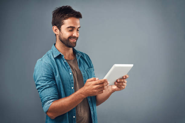 istock The app that helps him manage his life 998851022