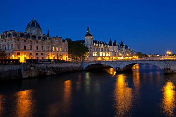 istock La Conciergerie, Paris, France 998881678