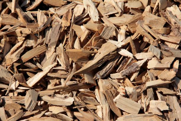 агарвуд чипсы - wood chip фотографии стоковые фото и изображения