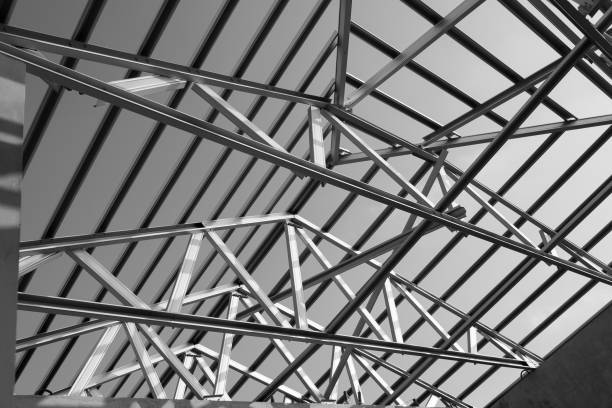 istock Structure of steel roof frame. 998953858