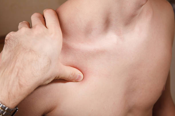 istock Chiropractic, osteopathy, manual therapy, acupressure. 999005212