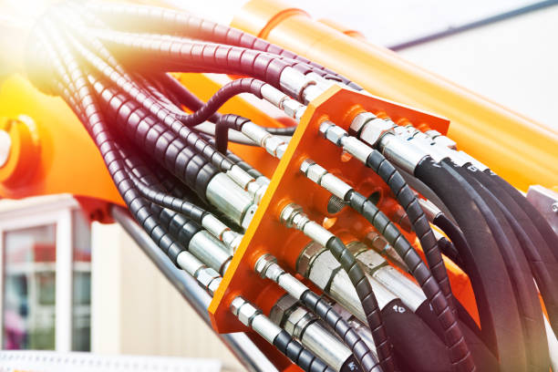 istock Hoses of hydraulic machine 999034488