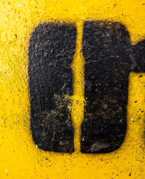 istock Written Wording in Distressed State Typography Found Number o Zero o 999090354