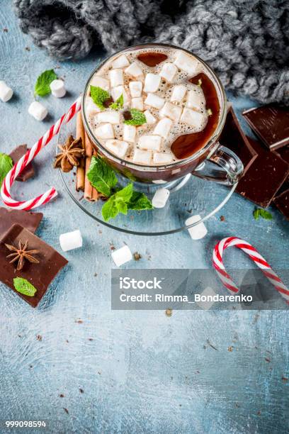 Hot Chocolate With Mint And Marshmallow Stock Photo - Download Image Now - Hazelnut, Latte, Anise
