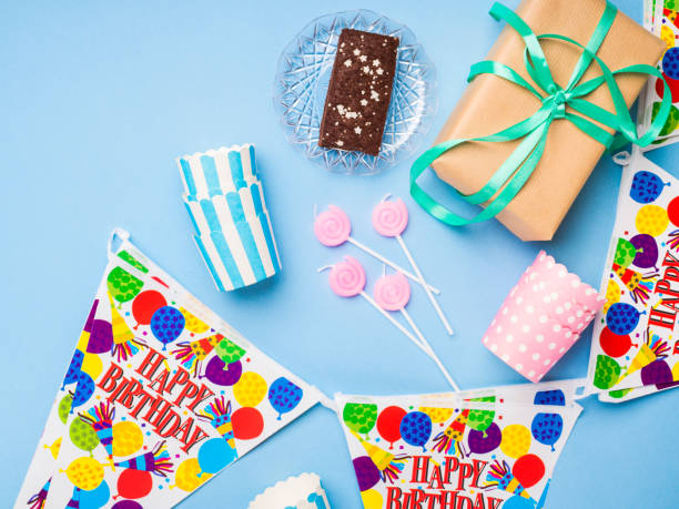 istock Happy Birthday party items flat lay 999285256