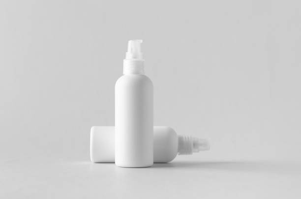istock White plastic cosmetic foam pump bottle mock-up. 999289670