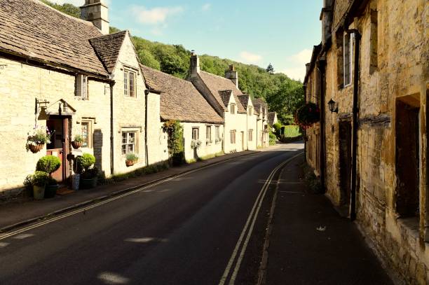istock English Village 999327380