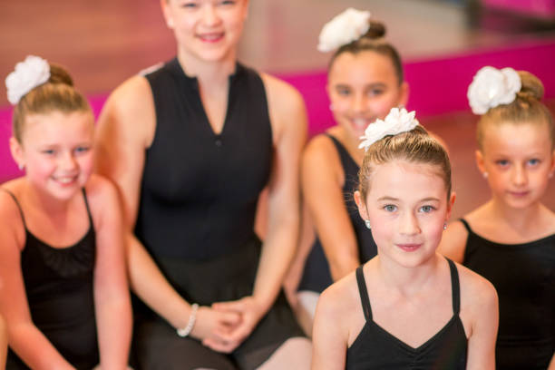 istock Ballet dance girls 999438360
