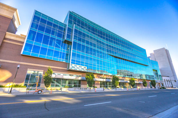 istock Reflective late afternoon light on building 999597166