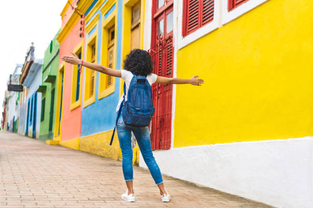 istock People love to travel 999599970