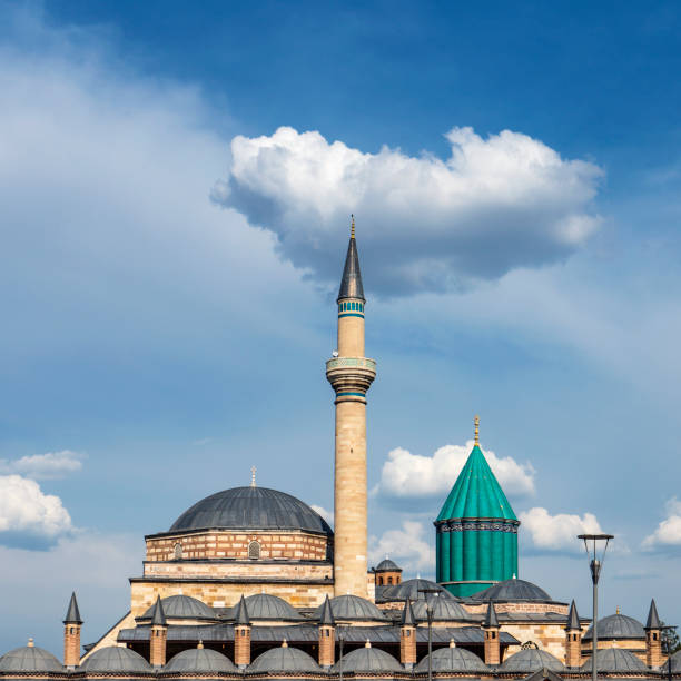 istock Mevlana Jelaleddin Rumi, Konya, Turkey 999619850