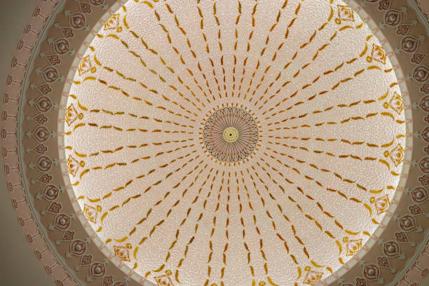 istock Image of the ceiling of Islamic art 999675854