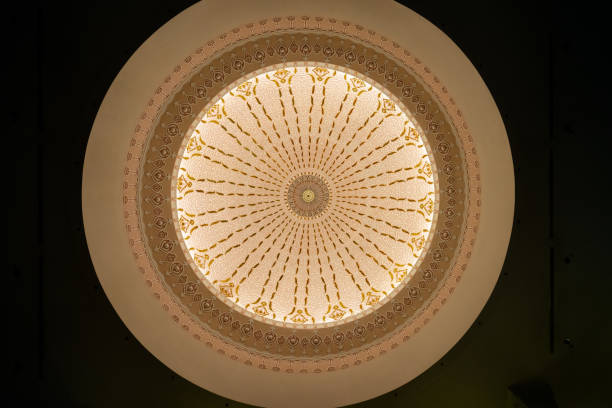 istock Image of the ceiling of Islamic art 999675920