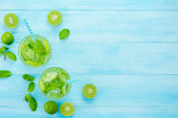 istock Refreshing Mojito cocktail drinks in the glasses 999756272