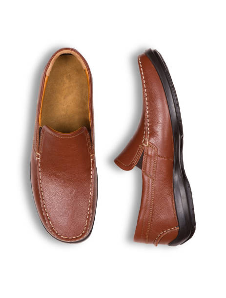 istock Pair Of Leather Shoes Isolated On White Background 999767282