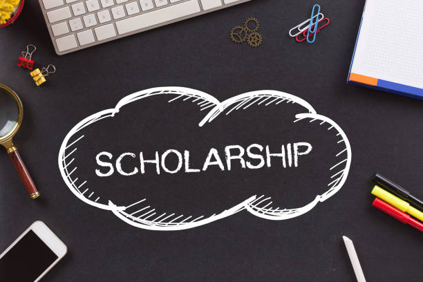 7 Simple Guidelines to Help You When Applying for Scholarships 2 SCHOLARSHIP written on Chalkboard SCHOLARSHIP written on Chalkboard Applying for Scholarships stock pictures, royalty-free photos & images