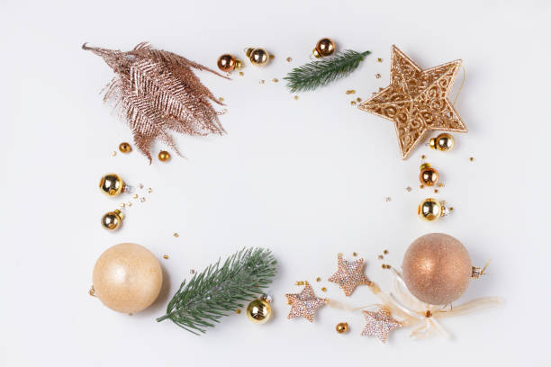 istock Christmas flat lay scene with golden decorations 999899588