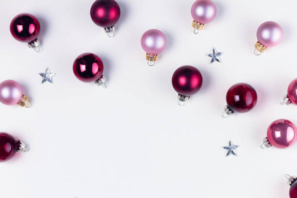 istock Christmas flat lay scene with glass balls 999907026