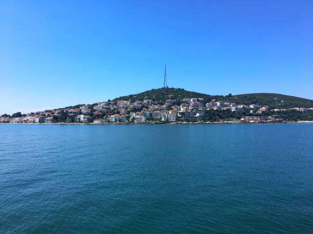 istock Watching the Kinaliada (Prince Islands) from a steamboat in Istanbul, Turkey. 999949998