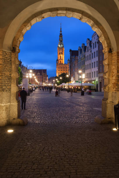 istock Long Market in Gdansk at Night 999974382