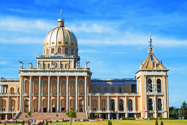 istock Basilica in Lichen - Poland. 999975088