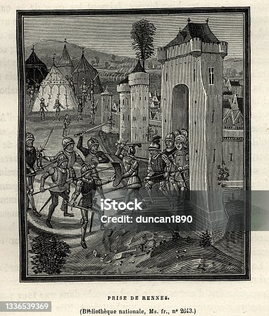 istock Knights and soldiers fighting at Rennes, Brittany, Medieval siege warfare battle 1336539369