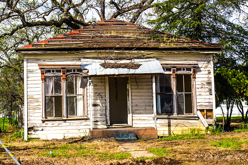 1000+ Abandoned House Pictures | Download Free Images on ...