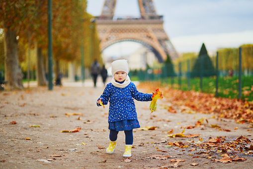 Girl In Paris Pictures | Download Free Images on Unsplash