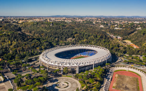 вид с воздуха на стадион олимпико - roma стоковые фото и изображения