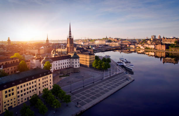 luftaufnahme der stadt stockholm - provinz stockholms län stock-fotos und bilder