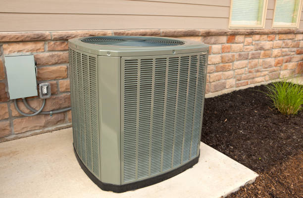 air conditioner - warmtepomp stockfoto's en -beelden