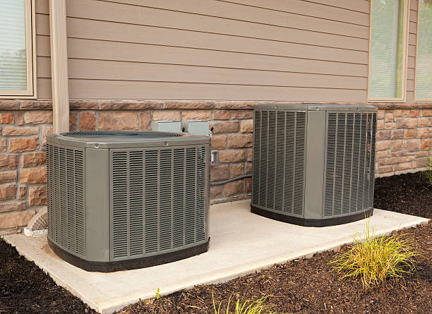 air conditioners - warmtepomp stockfoto's en -beelden