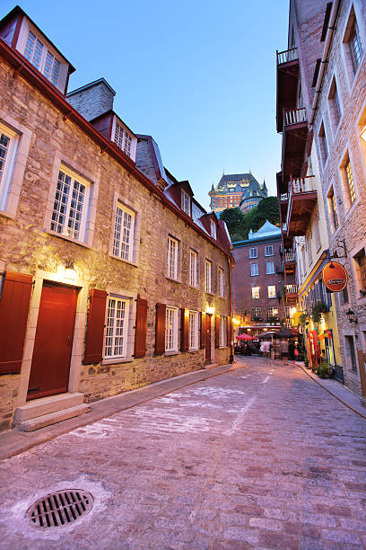 Alley in the Old Quebec City District  buzbuzzer quebec city stock pictures, royalty-free photos & images