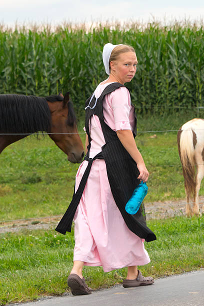 Real Amish Women 38