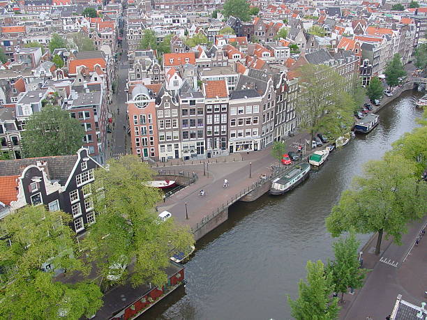 amsterdam canal prinsengracht - anne frank stockfoto's en -beelden