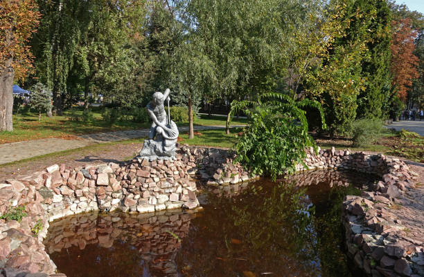 키예프 셰브첸코 공원에서 고대 분수 - shevchenko 뉴스 사진 이미지
