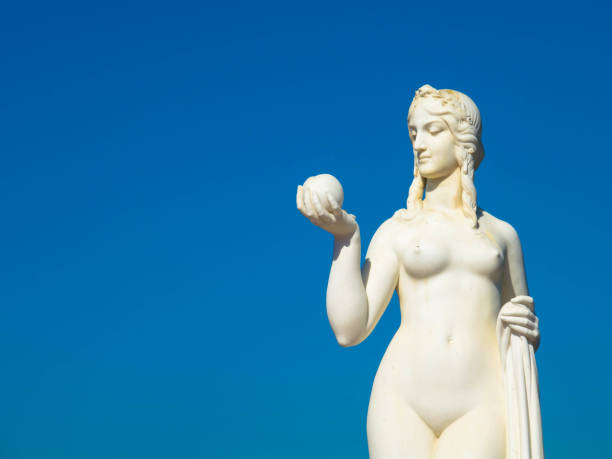 2,102 Statue Female Sculpture Naked Stock Photos, Pictures & Royalty-Free  Images - iStock