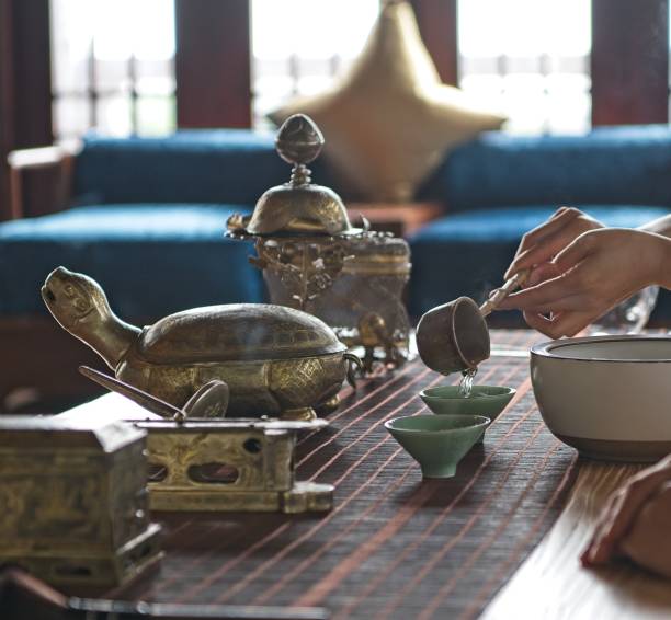 cerimonia del tè in stile tang antico - niskanen foto e immagini stock