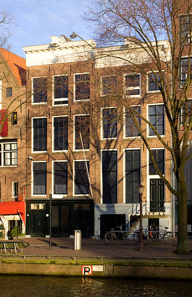 anne frank house, amsterdam, the netherlands - anne frank stockfoto's en -beelden