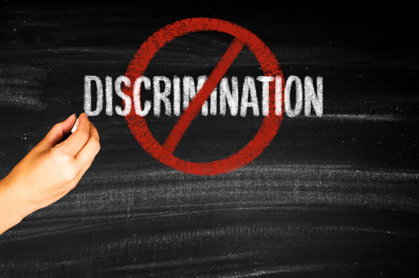 anti discriminación - prejuicio fotografías e imágenes de stock