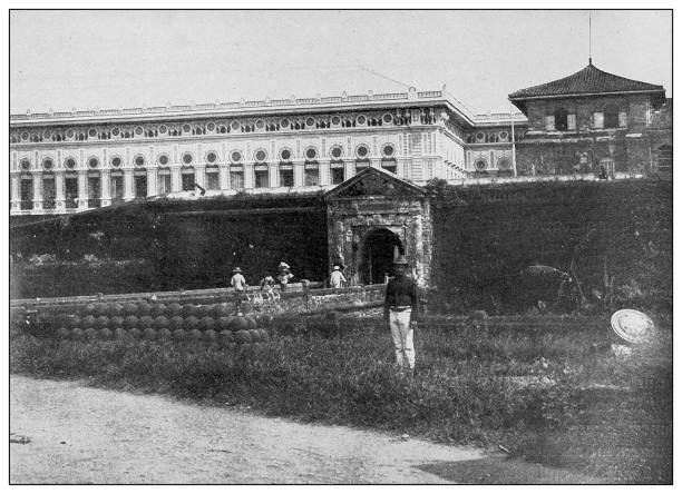 bildbanksillustrationer, clip art samt tecknat material och ikoner med antique black and white photograph: manila palace, philippines - skärgård