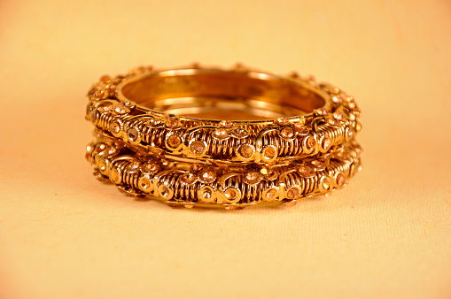 Details about   Indian fashion jewelry 2 Piece bangle bollywood ethnic gold plated Traditional 