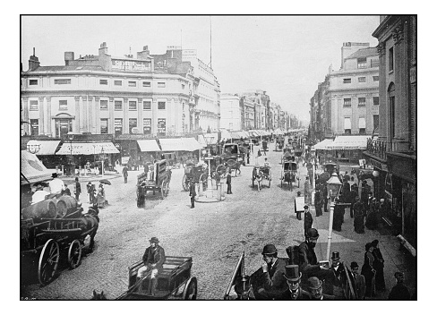 Antique London's photographs: Regent Circus and Oxford Street