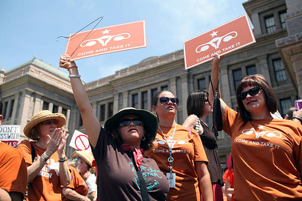 остин, техас аборт прений, июль 2013 г. - texas abortion стоковые фото и изображения